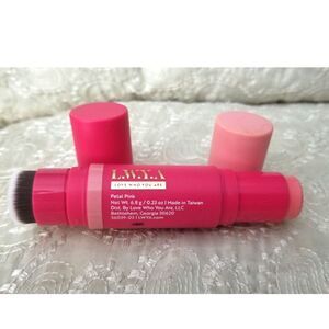 LWYA petal pink Blush Stick